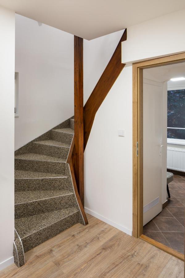 Minimalistic House In Vinohrady By Prague Days Villa Exterior foto